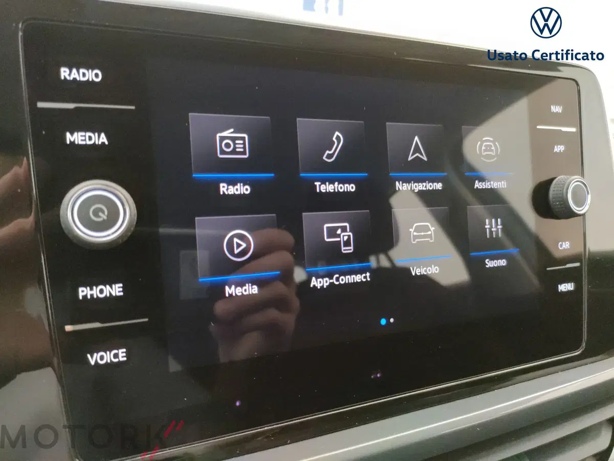 Volkswagen T-Roc usata a Varese (15)