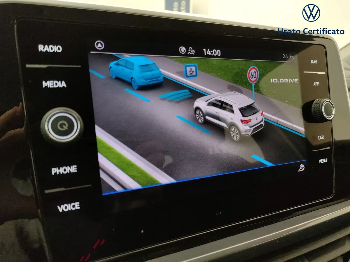 Volkswagen T-Roc usata a Varese (16)