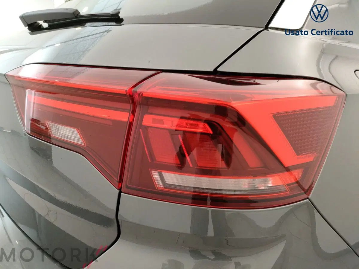Volkswagen T-Roc usata a Varese (8)