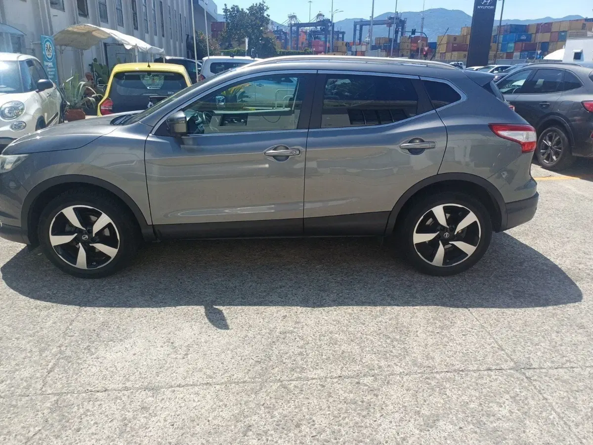 Nissan Qashqai usata a La Spezia (5)