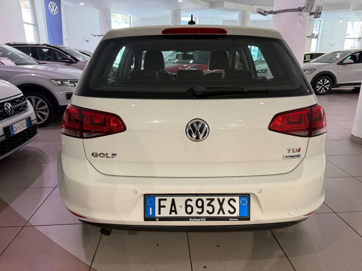 Volkswagen Golf usata a Genova (4)