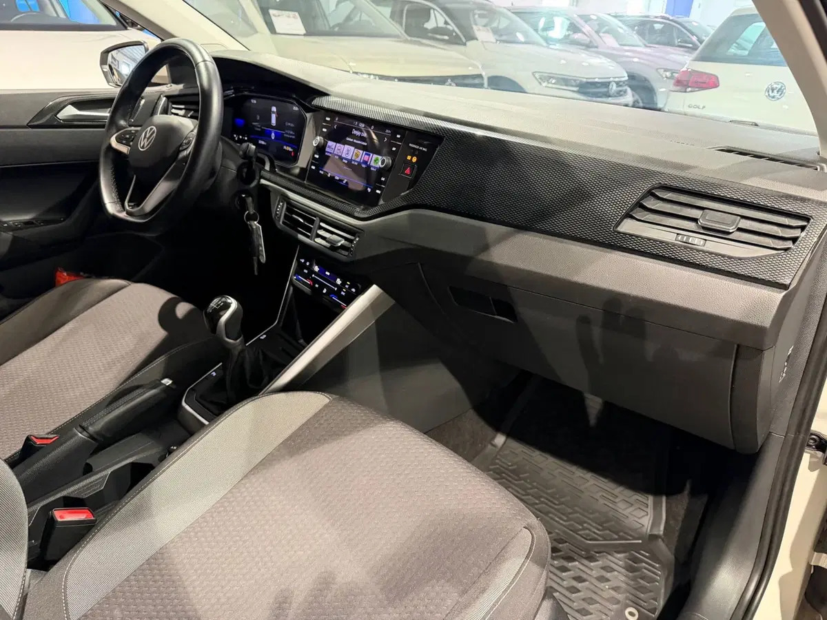 Volkswagen Polo usata a Genova (11)
