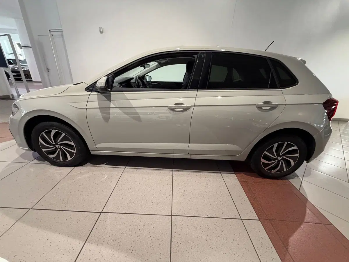 Volkswagen Polo usata a Genova (2)