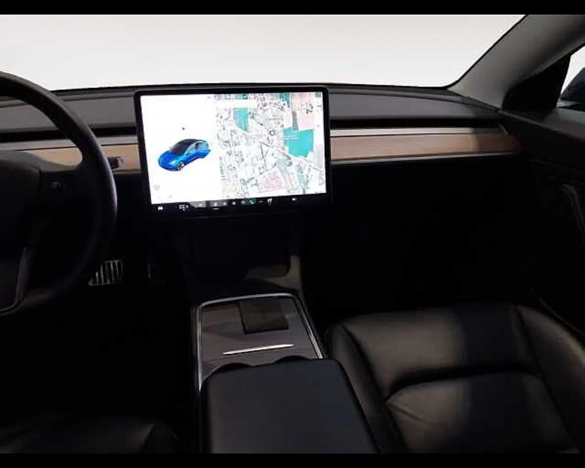 Tesla Model 3 usata a Ravenna (11)