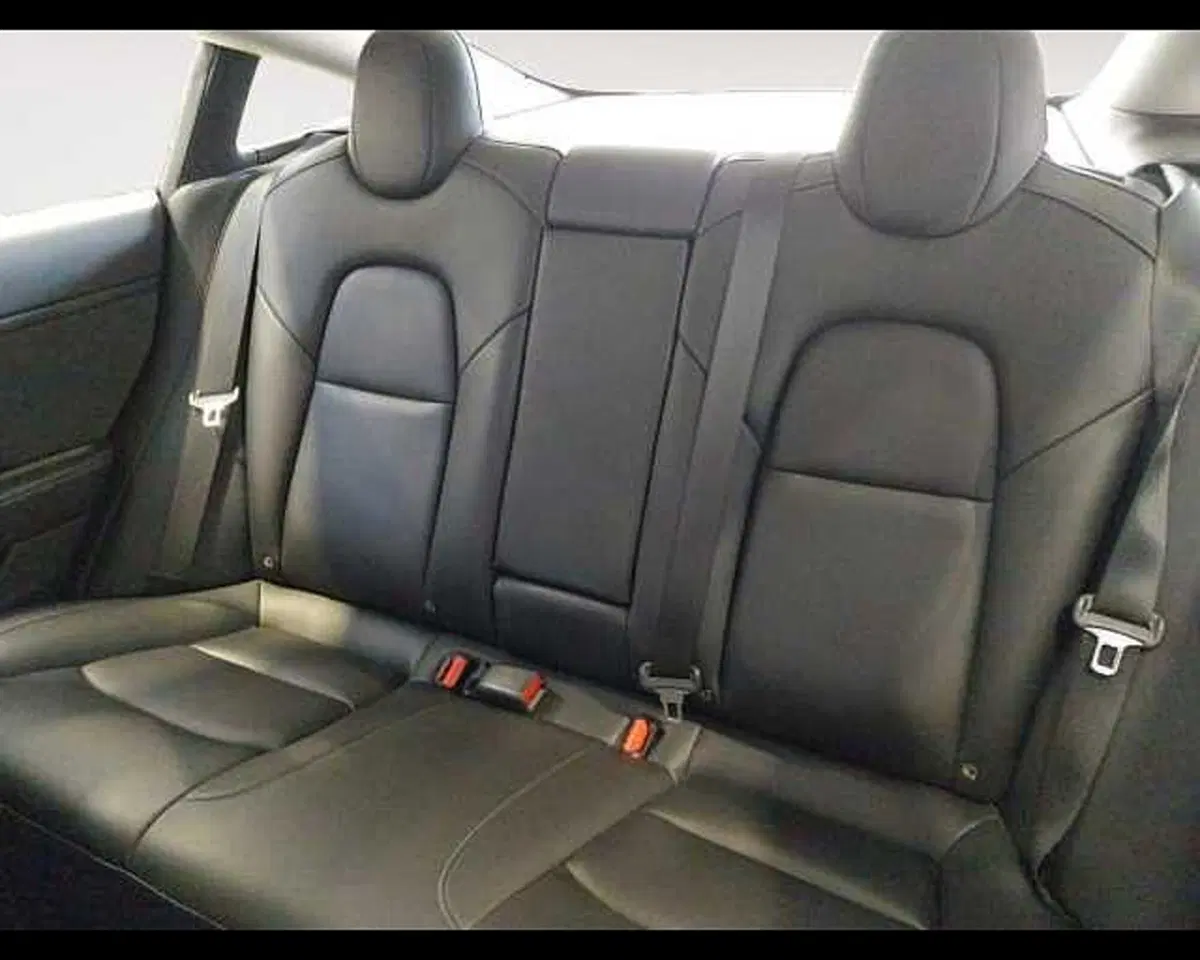 Tesla Model 3 usata a Ravenna (13)