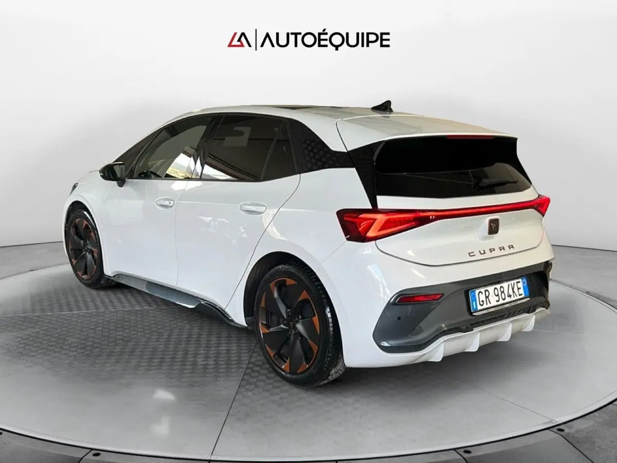 Cupra Born usata a Roma (3)