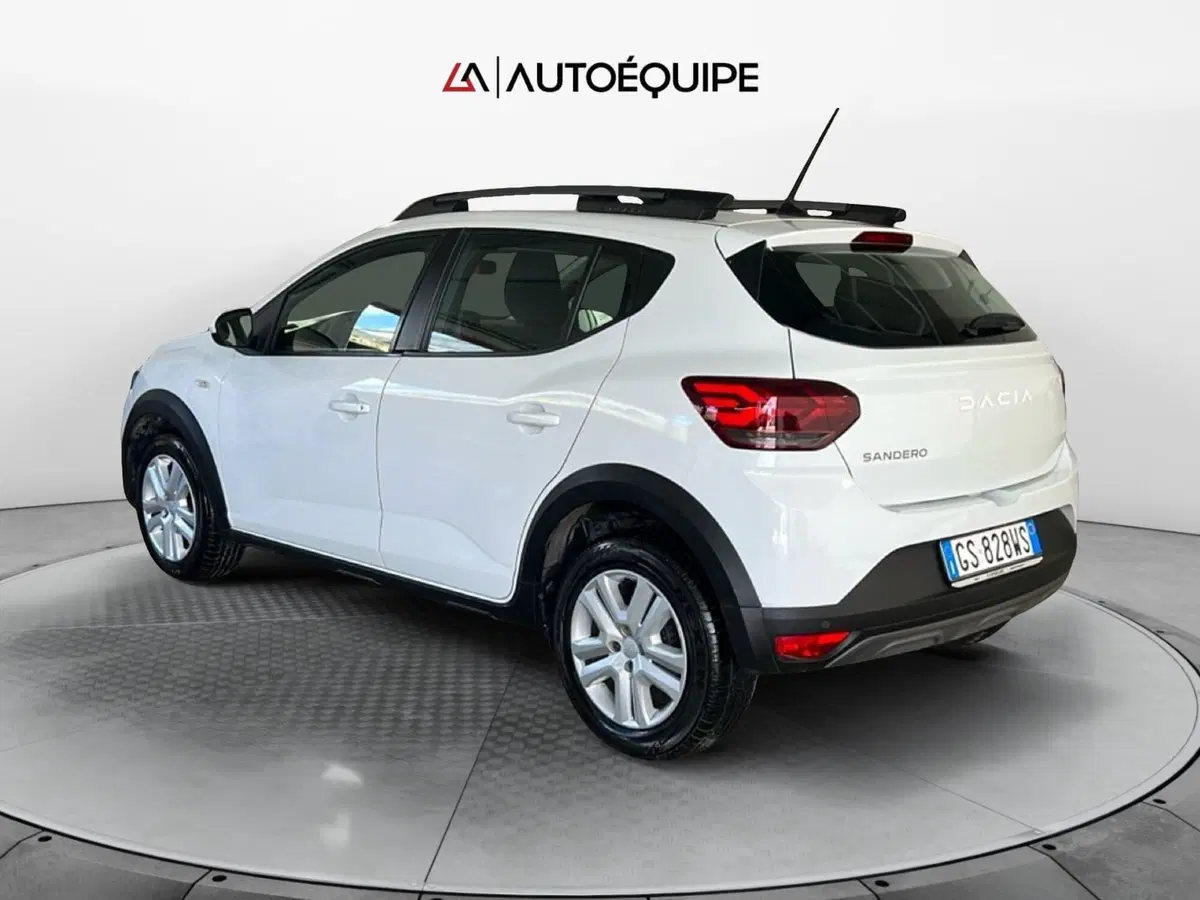Dacia Sandero usata a Roma (3)