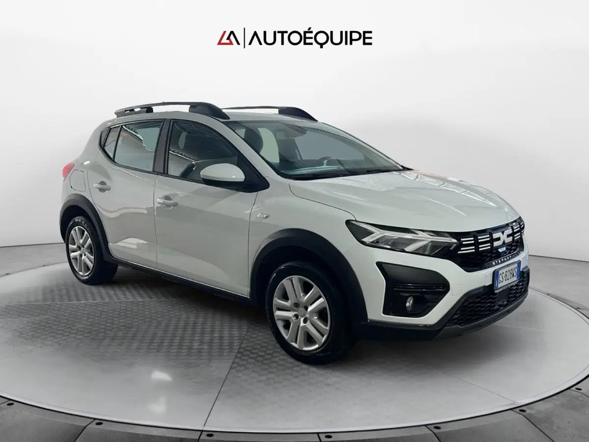 Dacia Sandero usata a Roma (7)