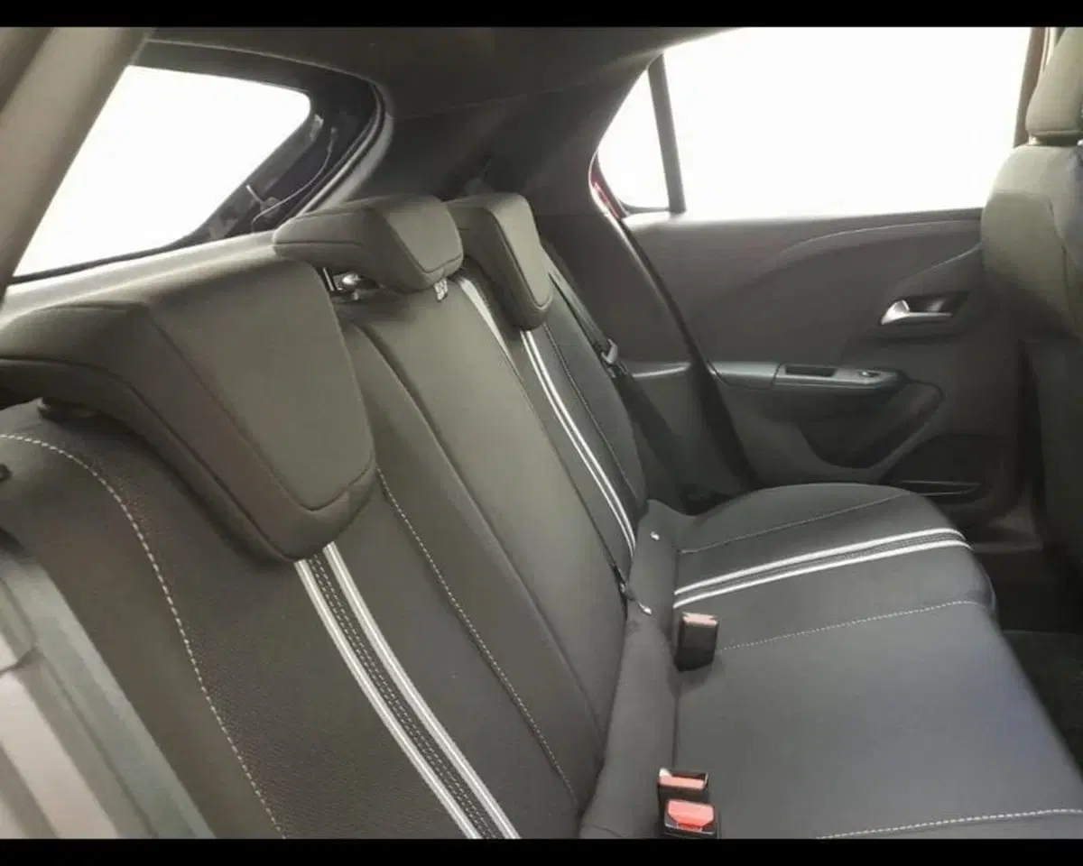 Opel Corsa nuova a Asti (20)