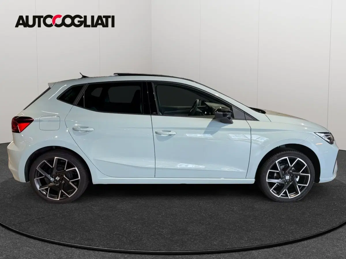 SEAT Ibiza nuova a Lecco (2)