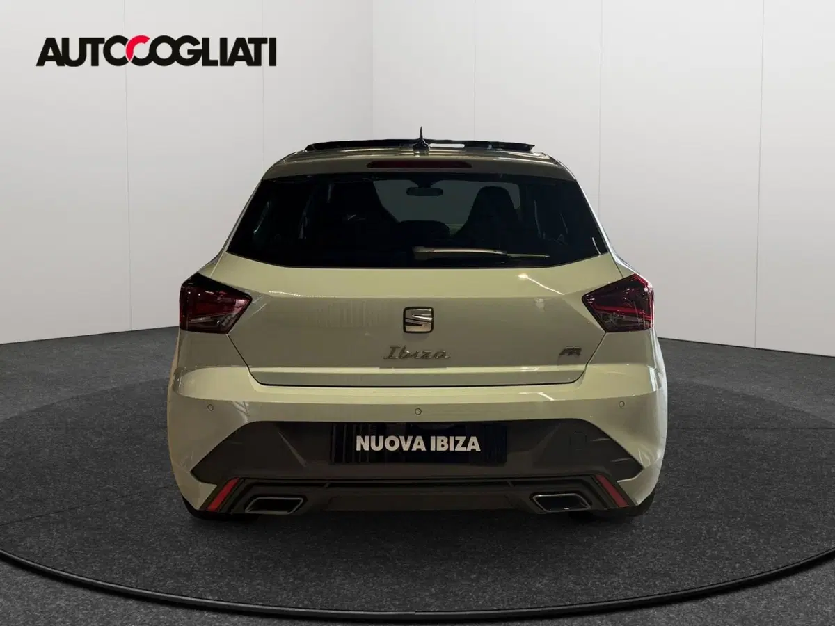 SEAT Ibiza nuova a Lecco (4)