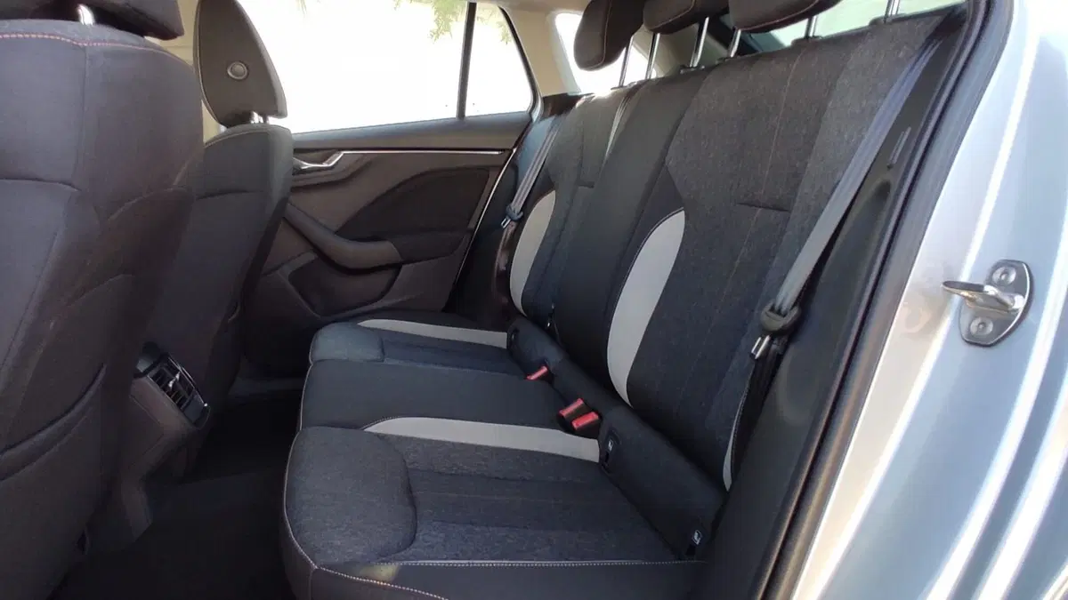 Skoda Scala usata a Taranto (10)