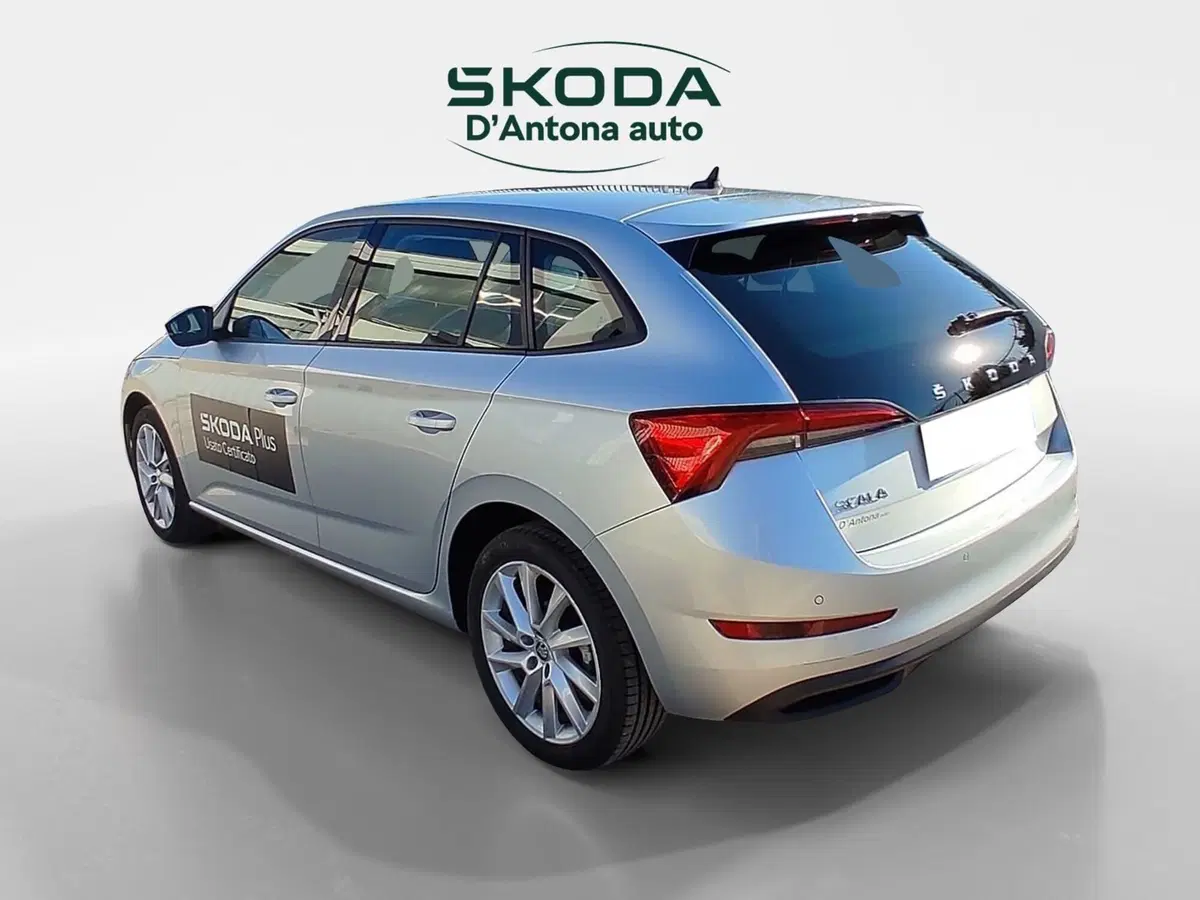 Skoda Scala usata a Taranto (4)
