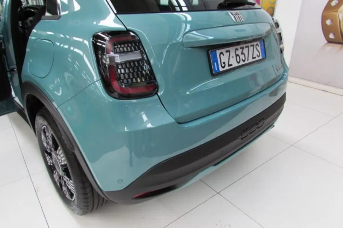 Fiat 600 usata a Milano (17)