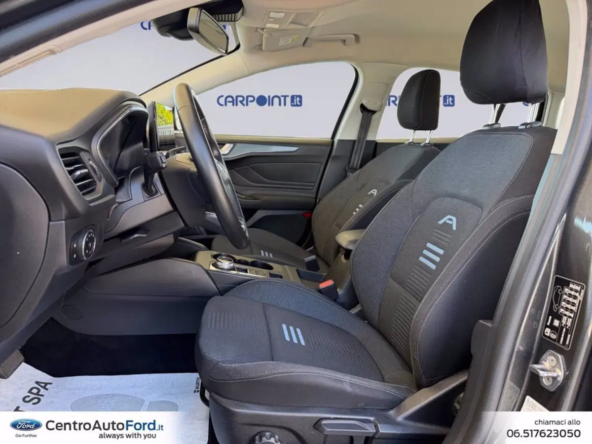 Ford Focus Station Wagon usata a Roma (9)