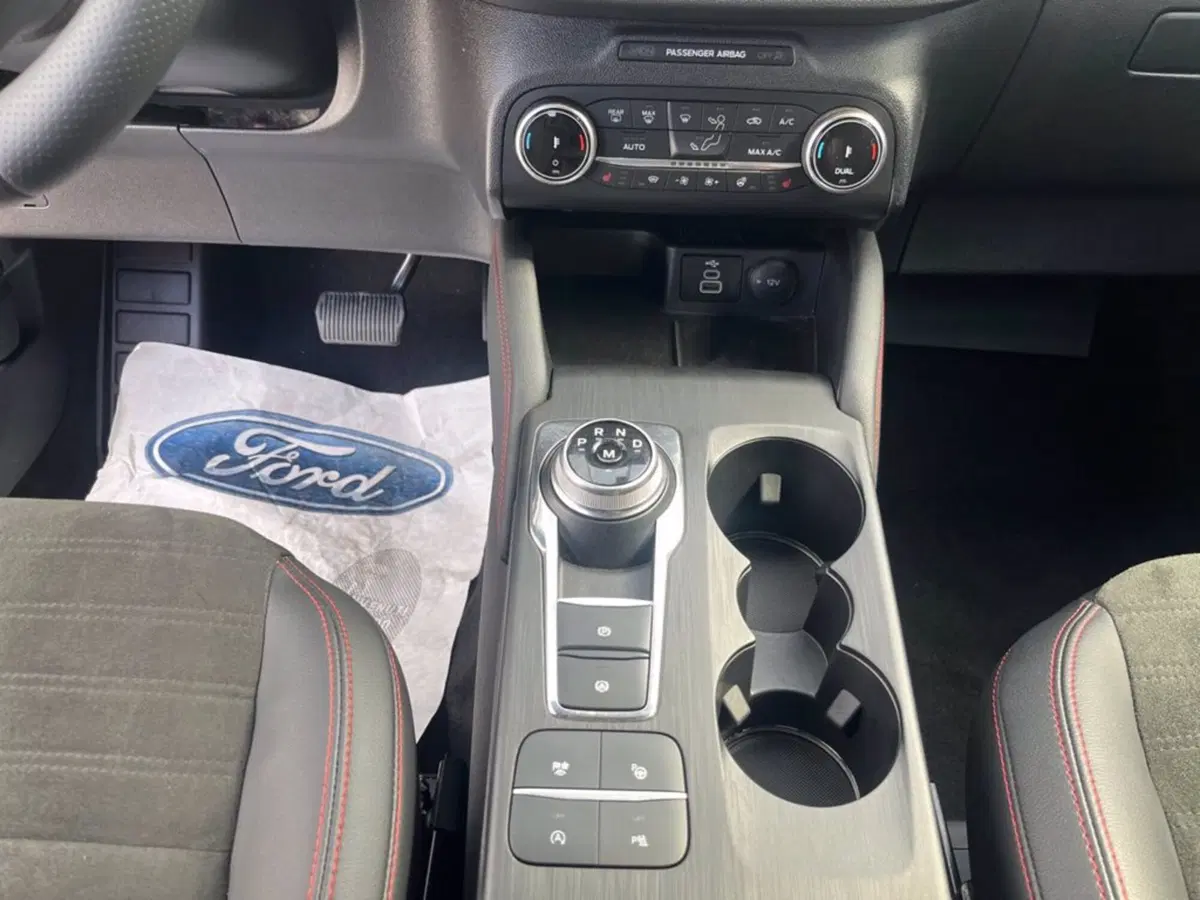 Ford Kuga usata a Milano (16)