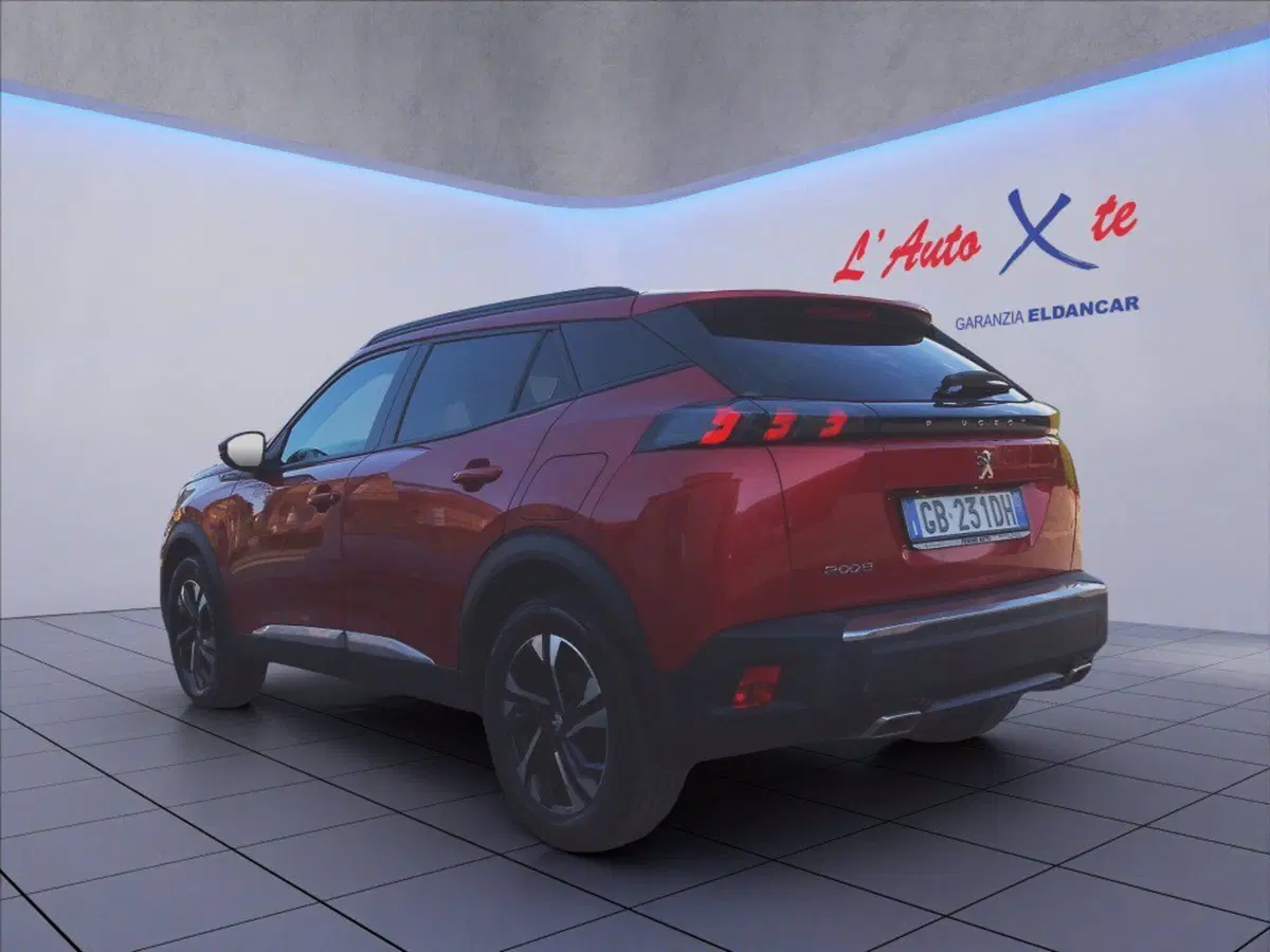 Peugeot 2008 usata a Milano (4)