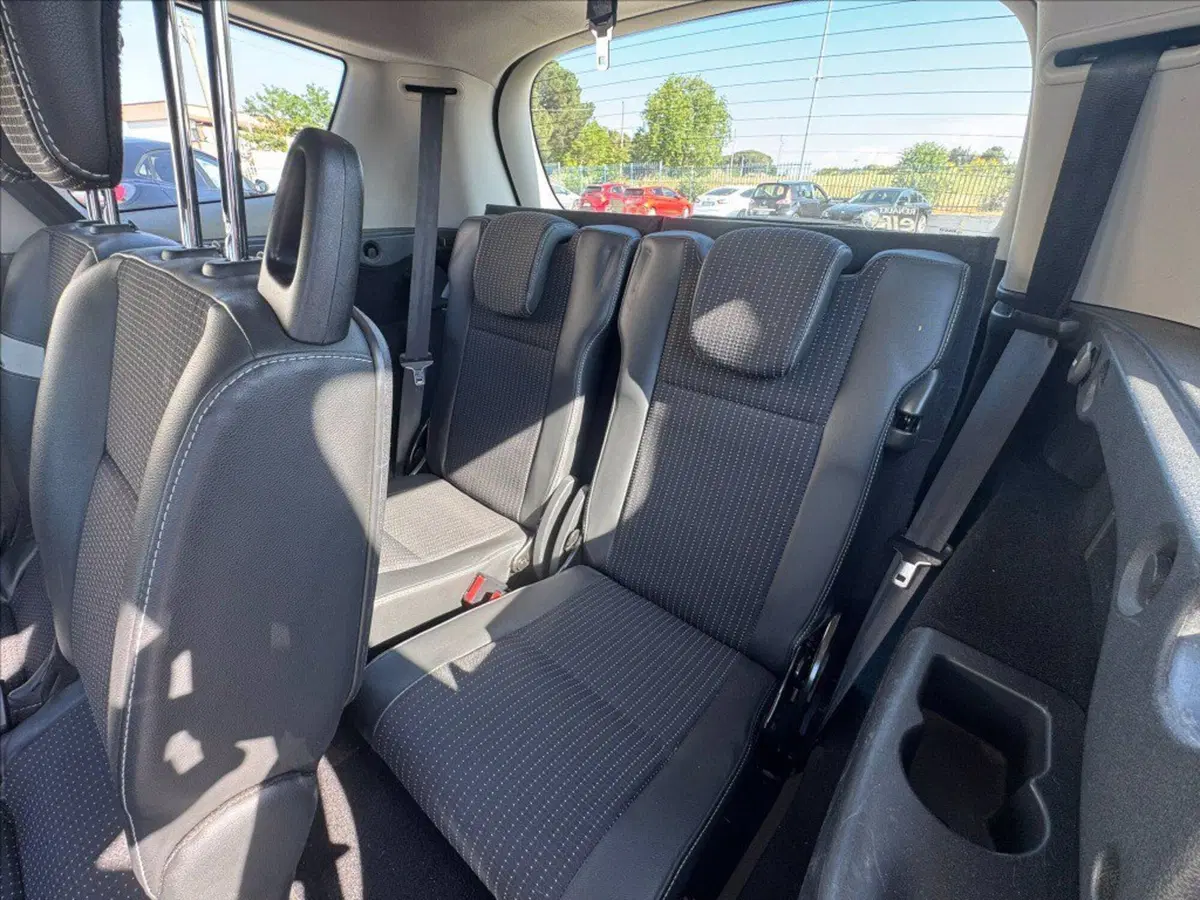 Renault Scenic E-Tech Electric nuova a Matera (13)