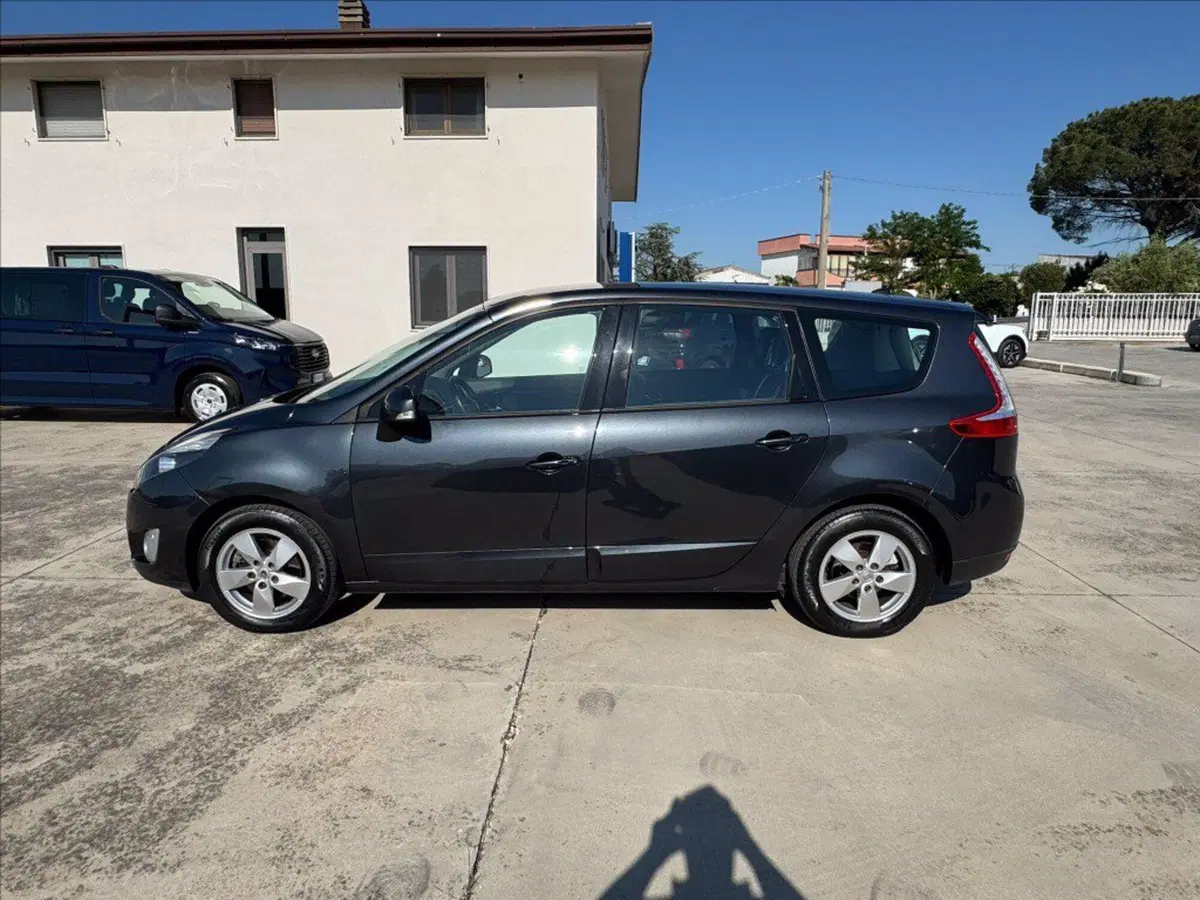 Renault Scenic E-Tech Electric nuova a Matera (7)