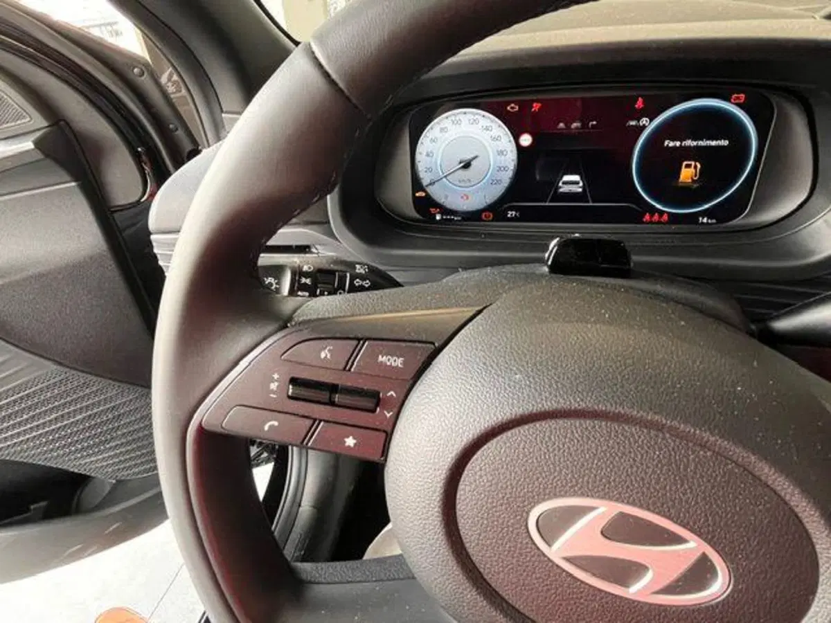 Hyundai i20 nuova a Verbano Cusio Ossola (13)