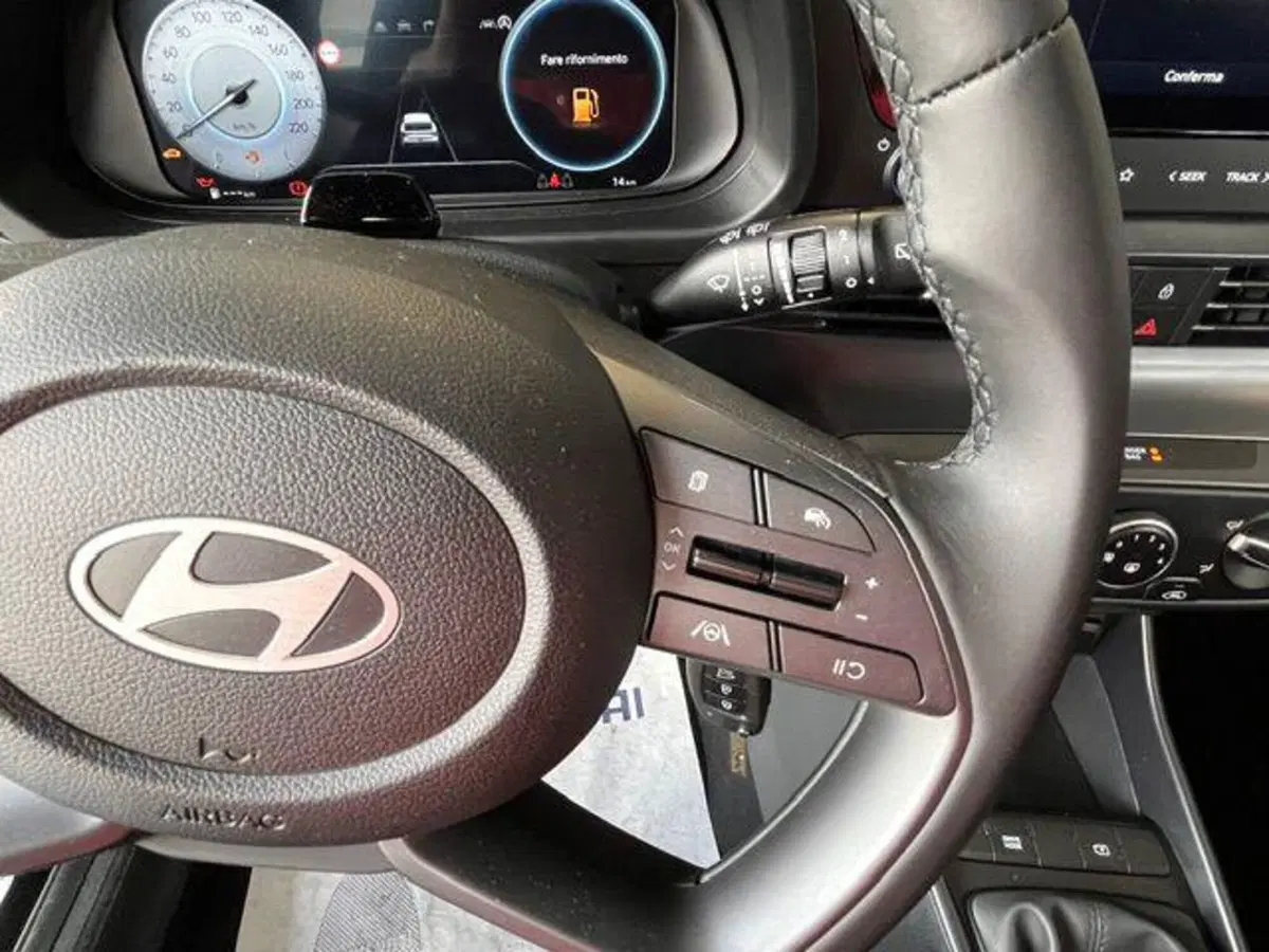 Hyundai i20 nuova a Verbano Cusio Ossola (14)