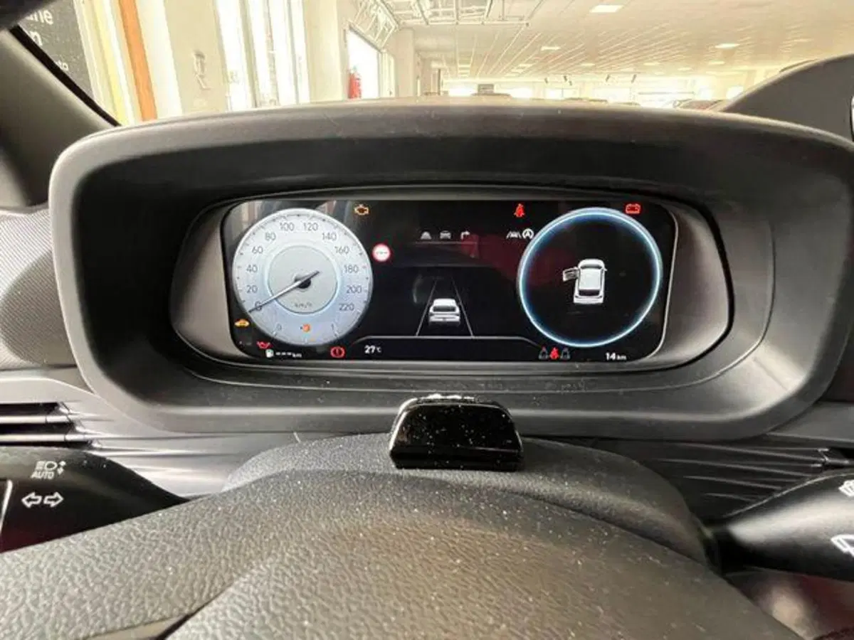 Hyundai i20 nuova a Verbano Cusio Ossola (15)