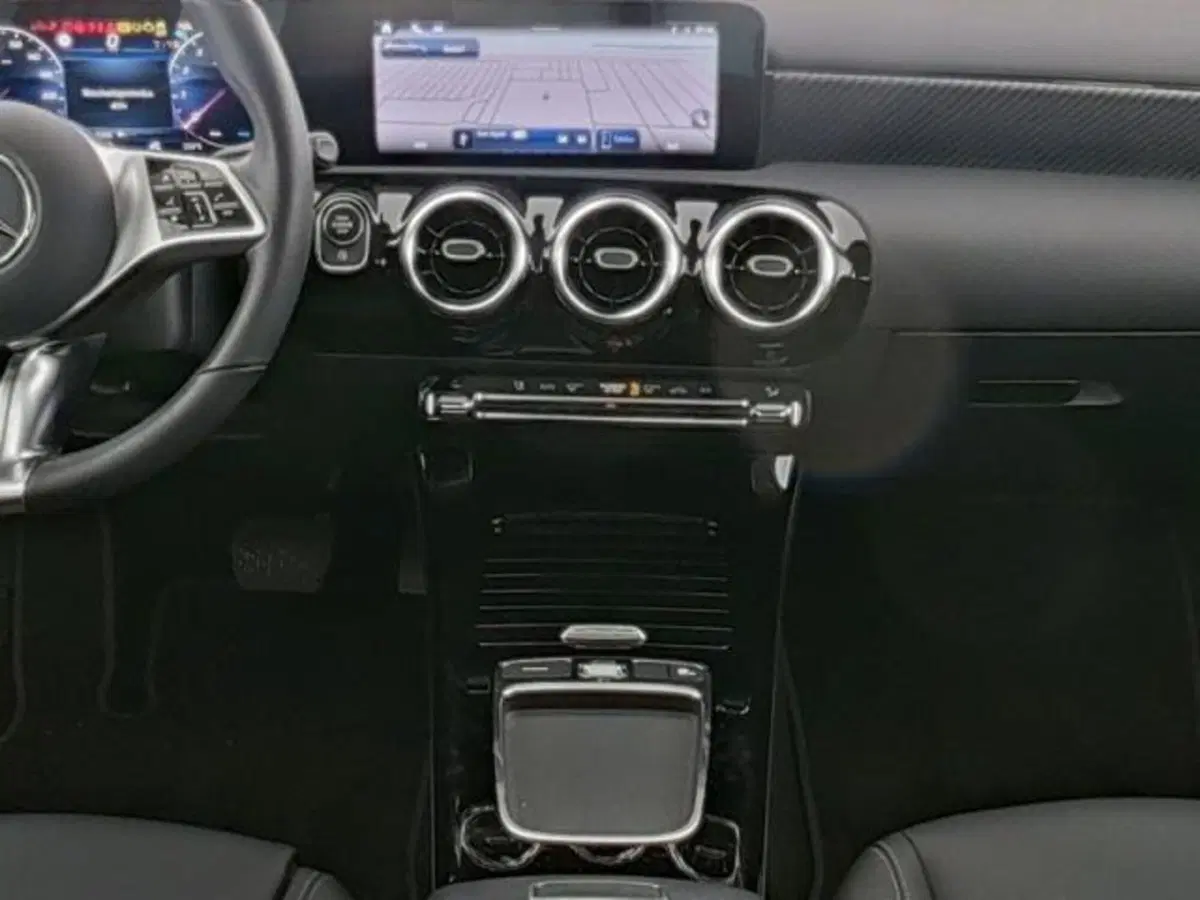 Mercedes-Benz Classe A usata a Milano (3)