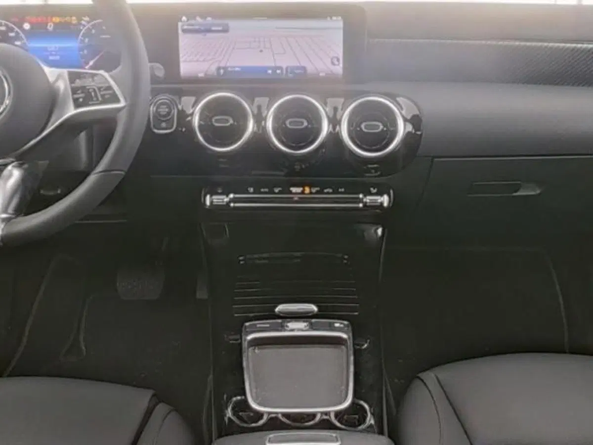 Mercedes-Benz Classe A usata a Milano (6)