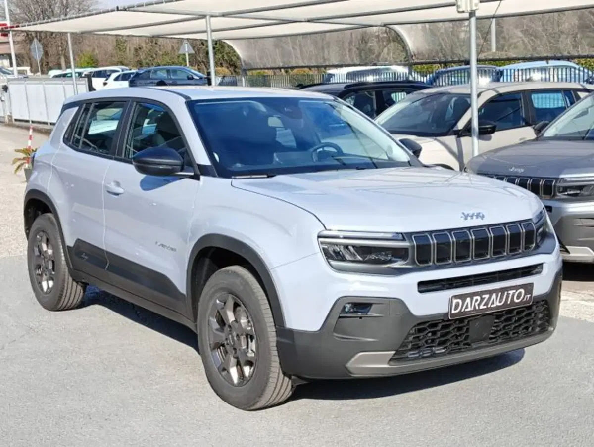 Jeep Avenger nuova a Brescia (3)