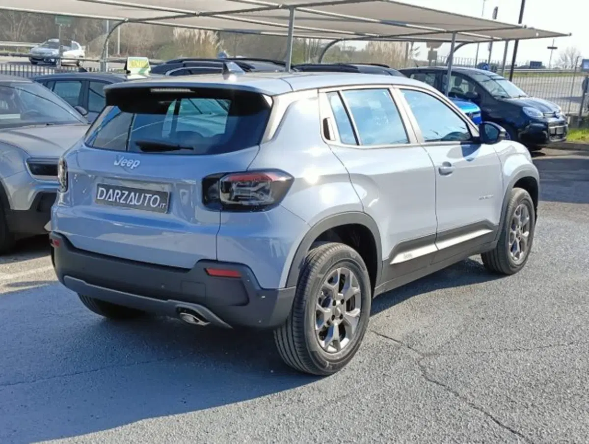 Jeep Avenger nuova a Brescia (5)