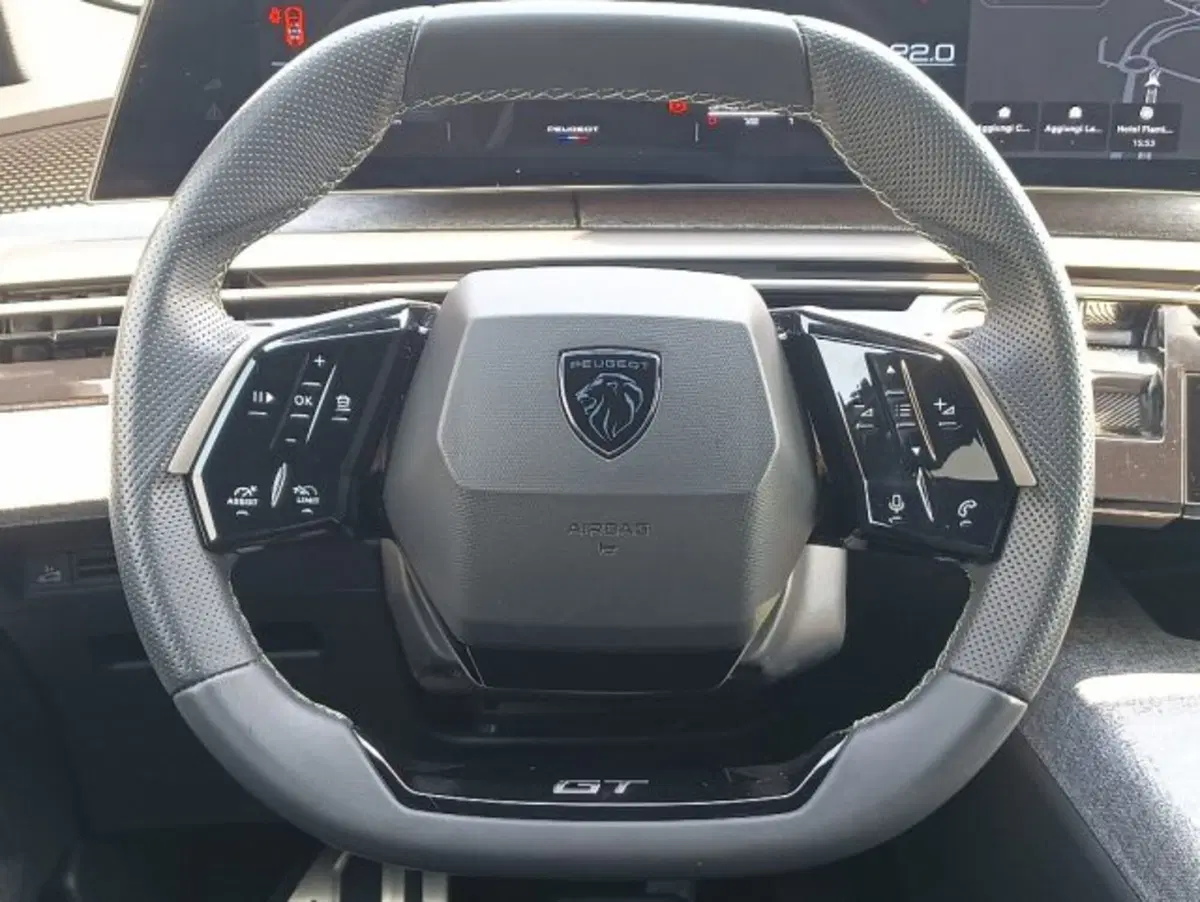 Peugeot 5008 usata a Brescia (7)