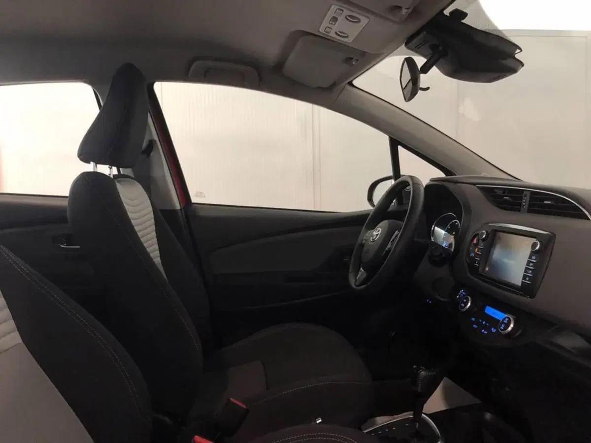 Toyota Yaris usata a Torino (11)
