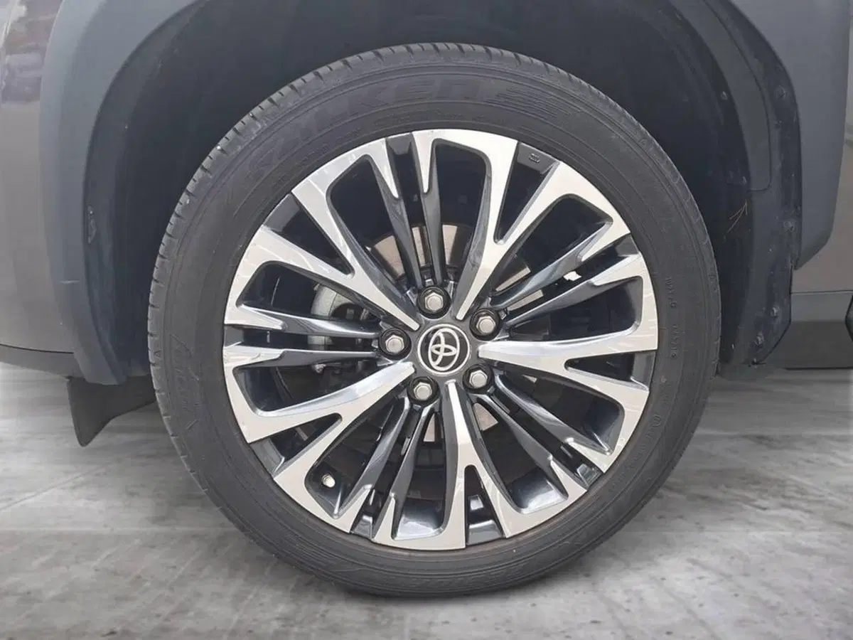 Toyota Yaris Cross usata a Torino (8)