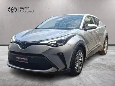 Toyota Toyota C-HR 1.8 Hybrid E-CVT Lounge del 2022 usata a Torino