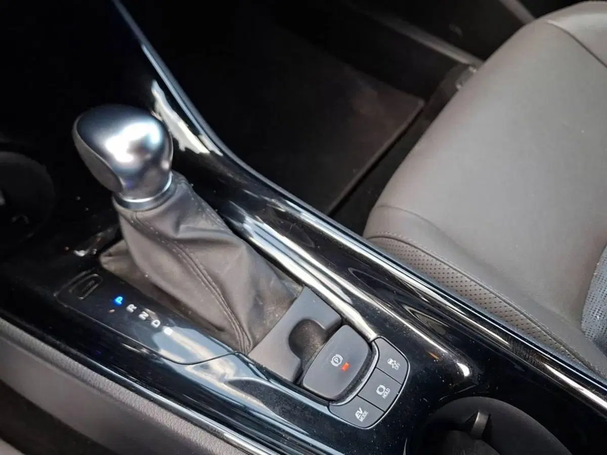 Toyota Toyota C-HR usata a Torino (11)