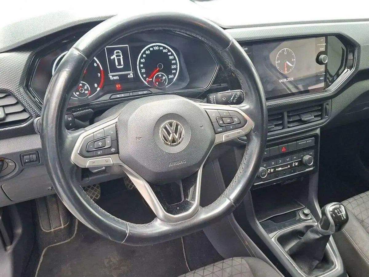 Volkswagen T-Cross usata a Torino (12)