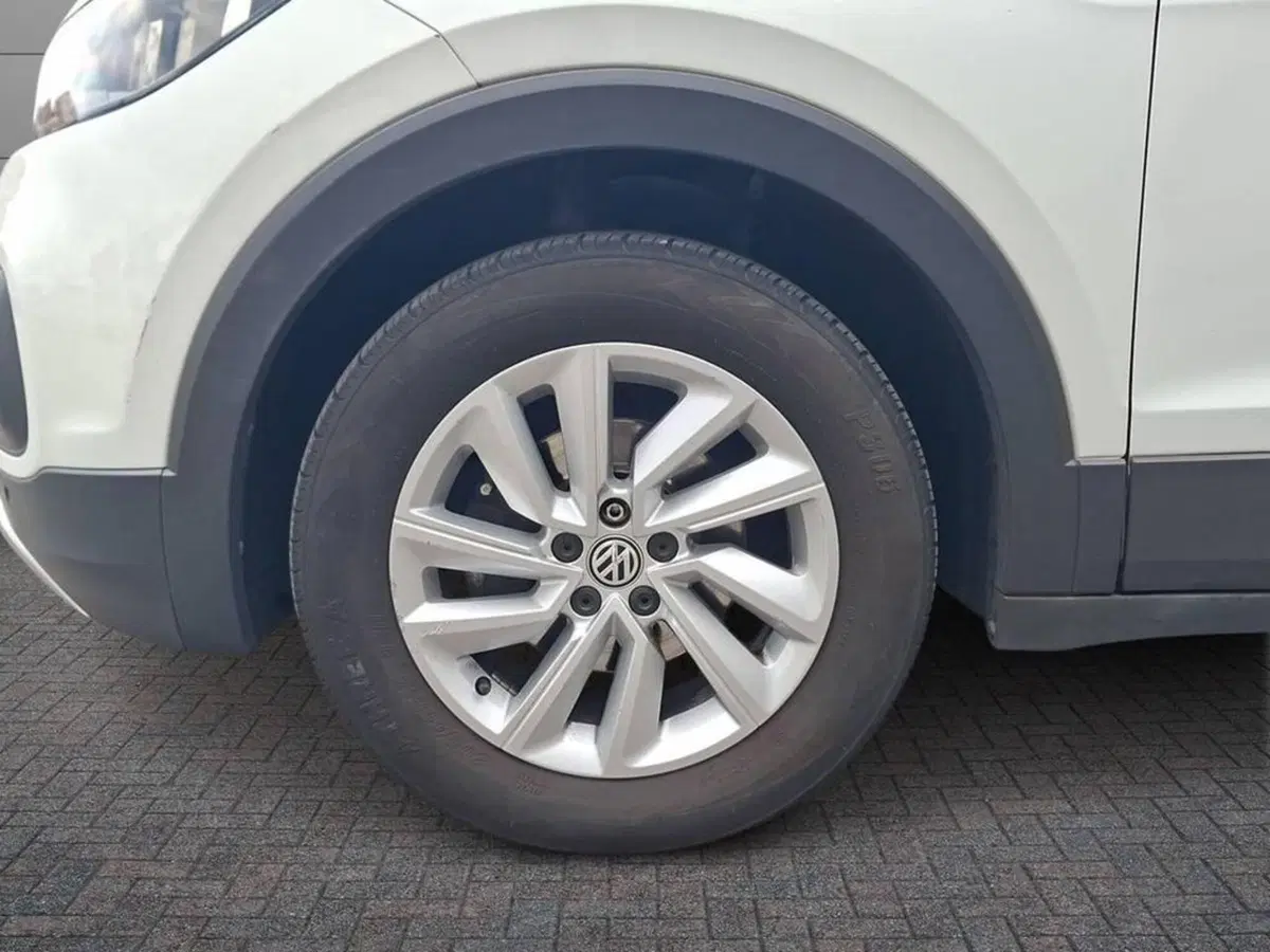 Volkswagen T-Cross usata a Torino (7)