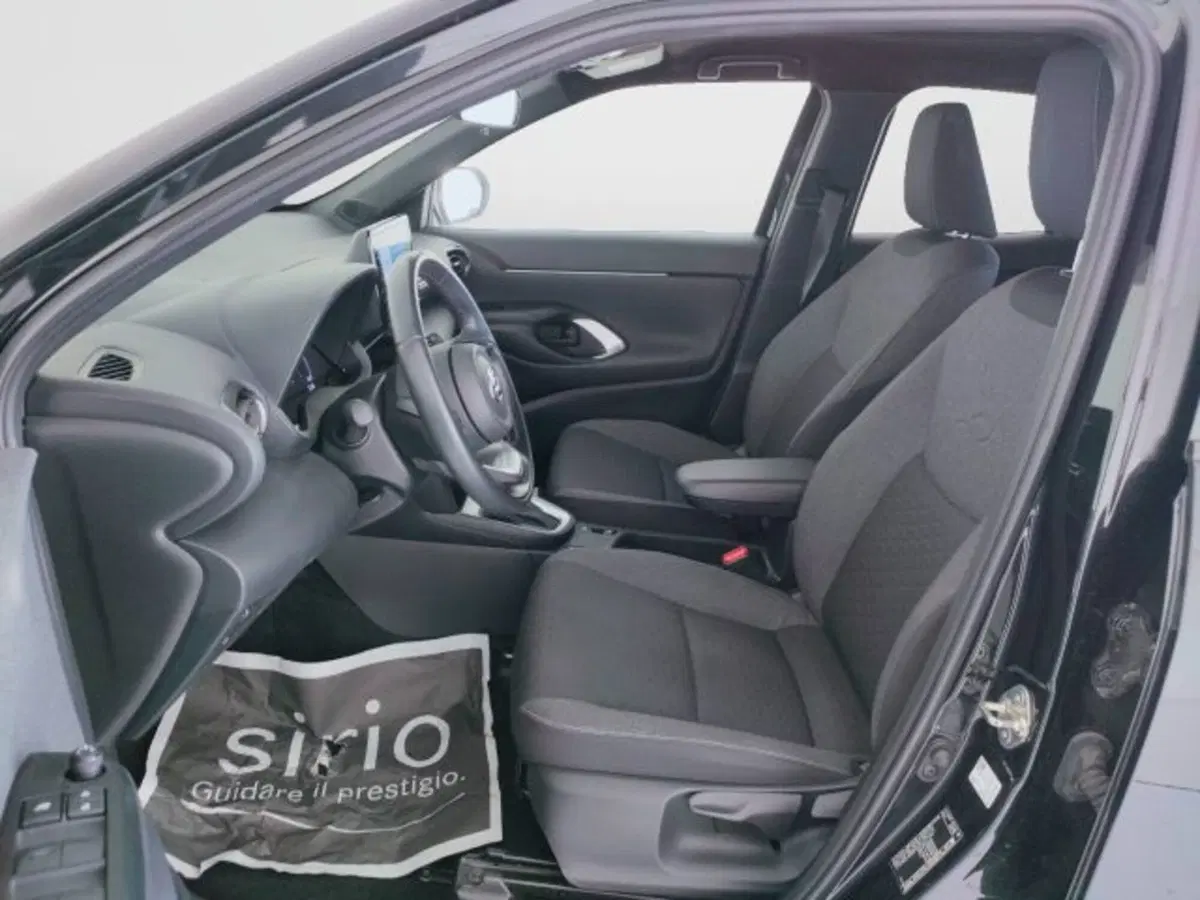 Toyota Yaris Cross usata a Teramo (17)