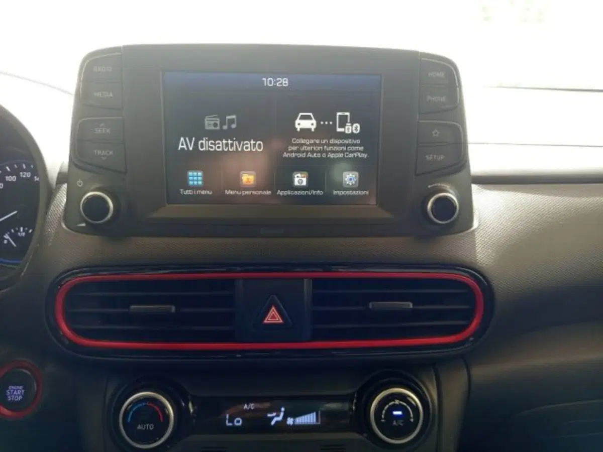 Hyundai Kona usata a Frosinone (14)