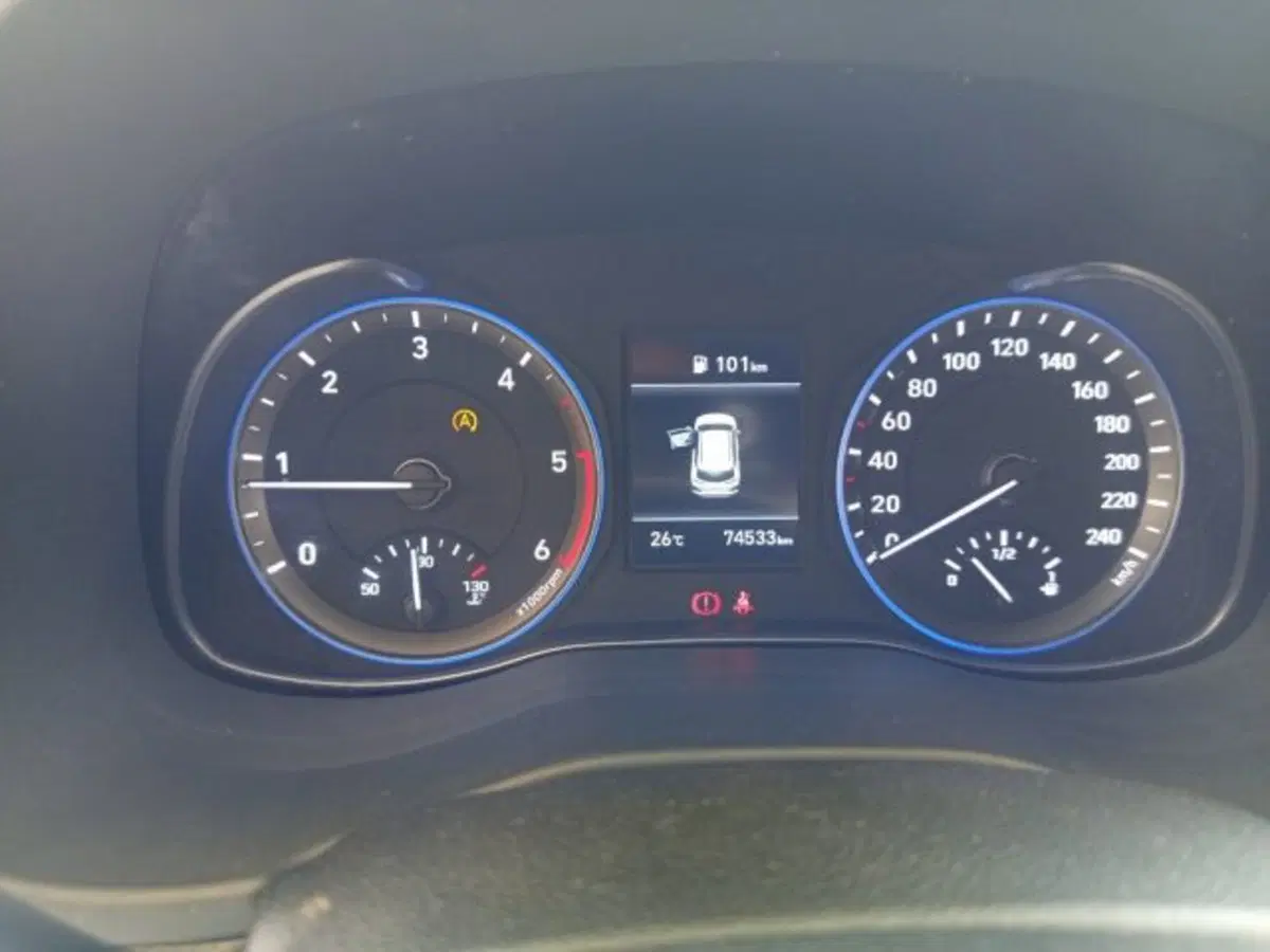 Hyundai Kona usata a Frosinone (15)