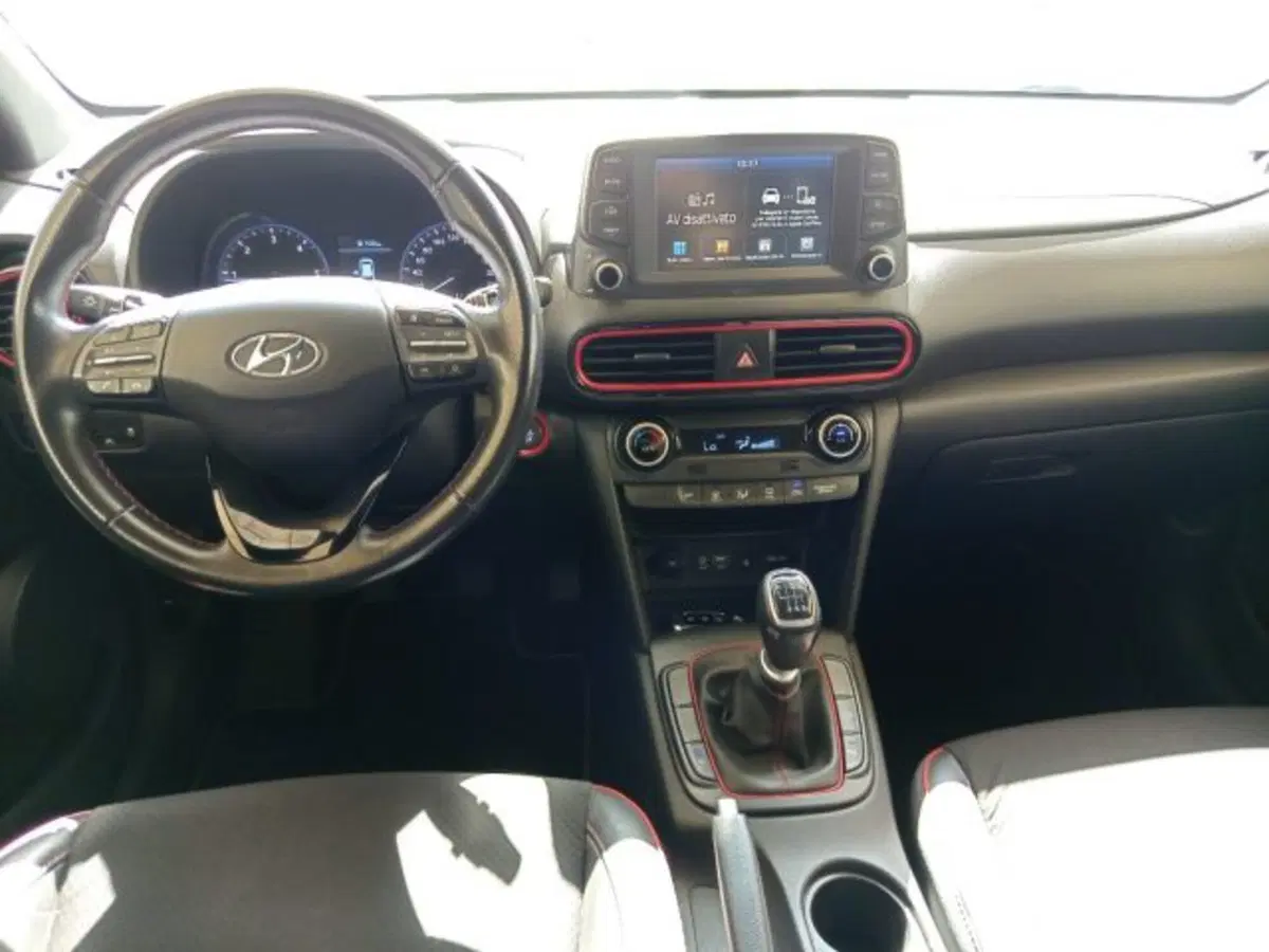 Hyundai Kona usata a Frosinone (19)