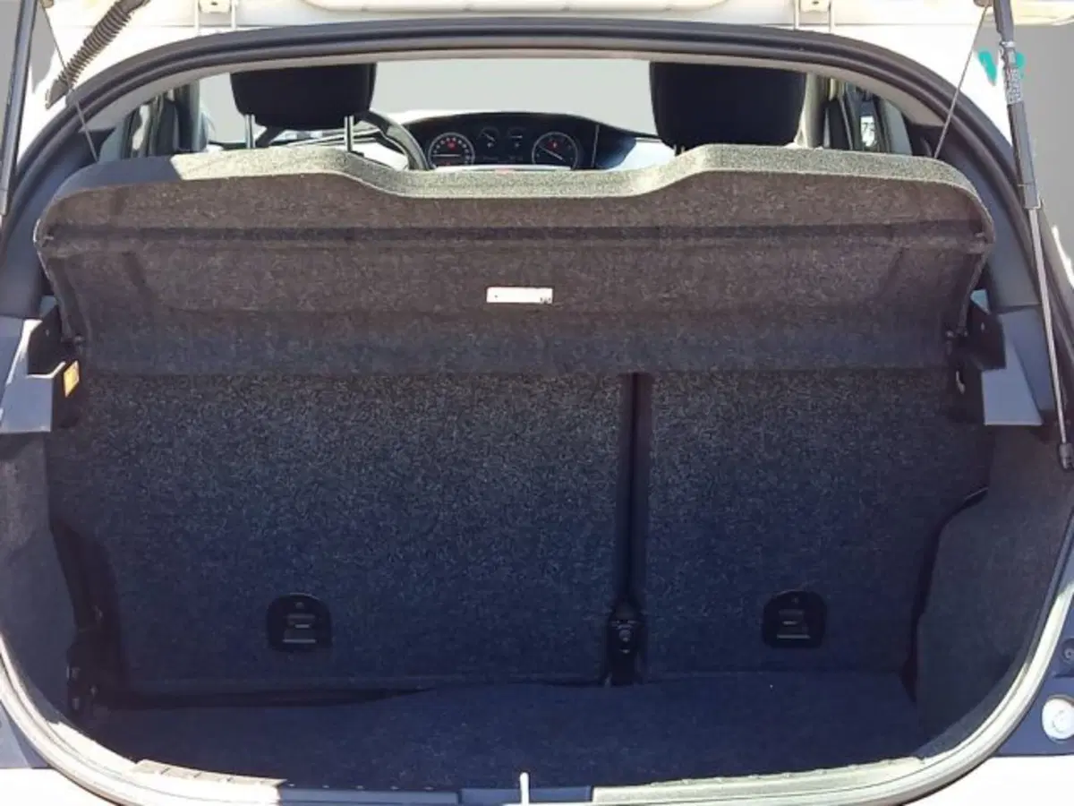 Lancia Ypsilon usata a Frosinone (15)