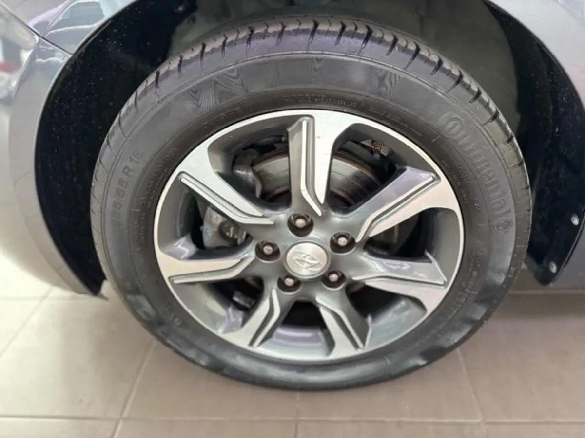 Hyundai ix20 usata a Pesaro-Urbino (4)