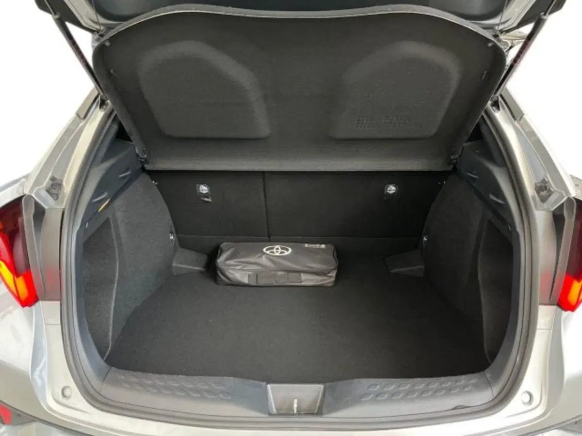 Toyota Toyota C-HR usata a Verona (13)