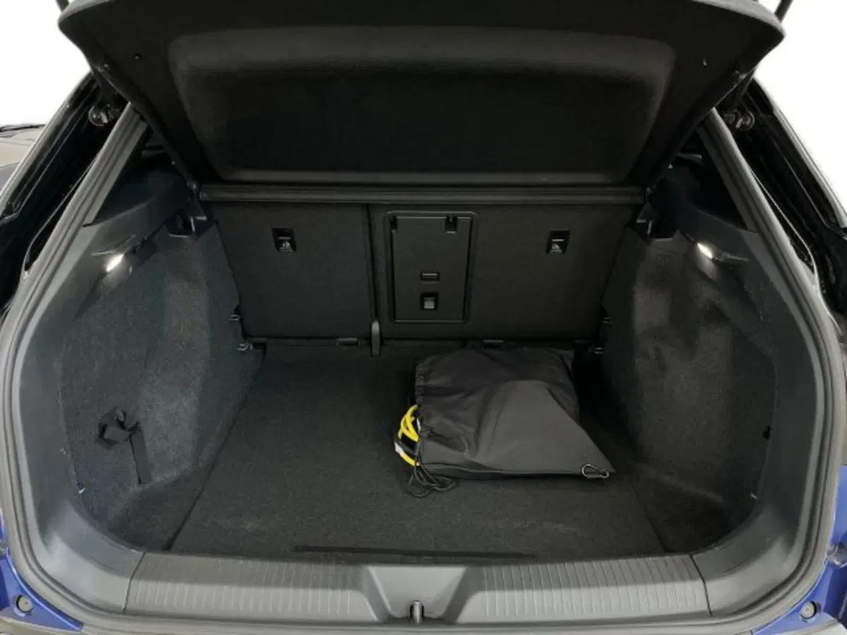 Volkswagen ID.4 usata a Verona (13)