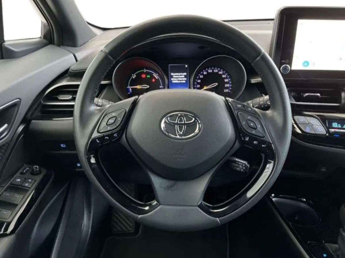 Toyota Toyota C-HR usata a Verona (11)