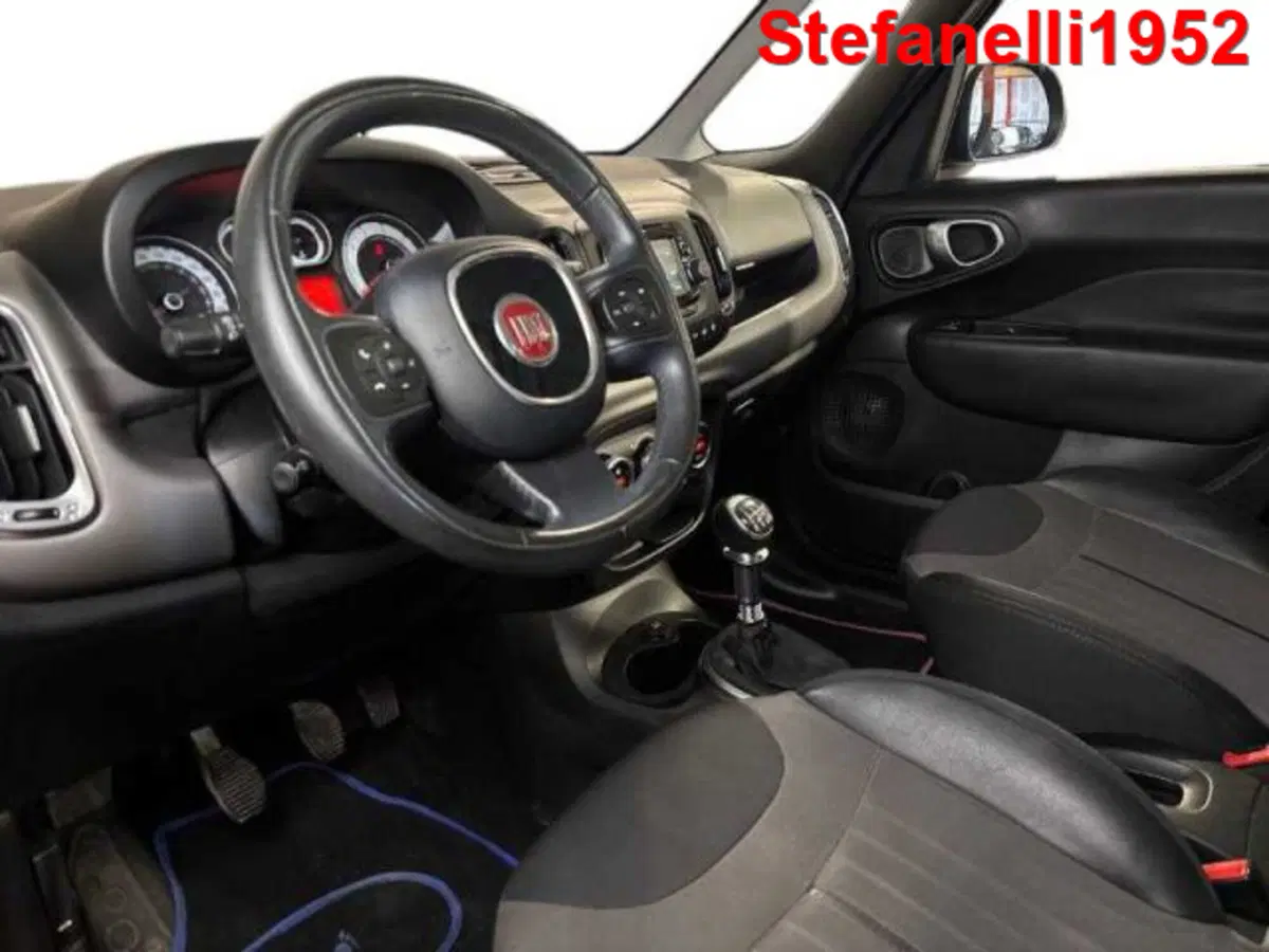 Fiat 500L usata a Bologna (11)