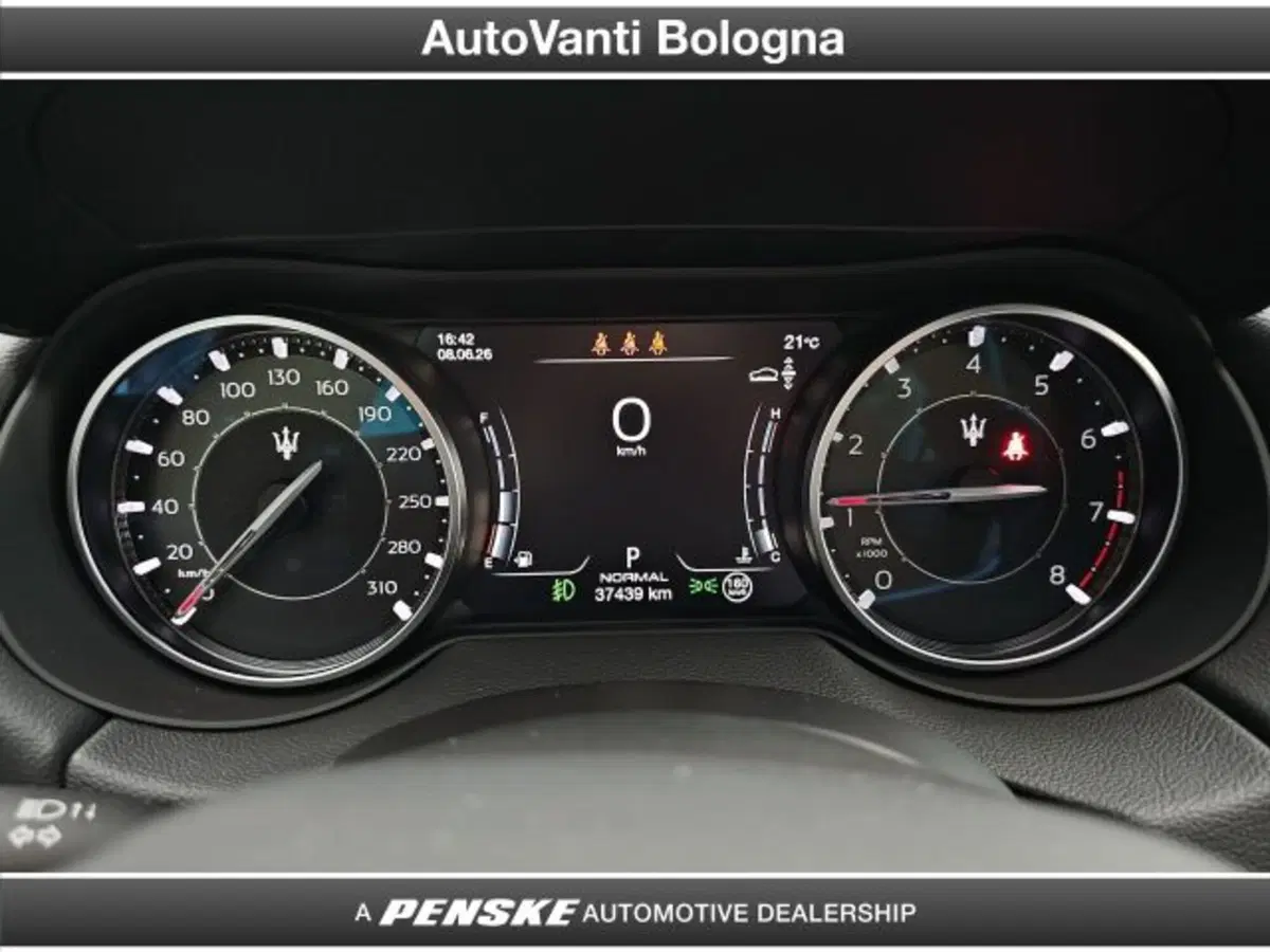 Maserati Levante usata a Bologna (14)