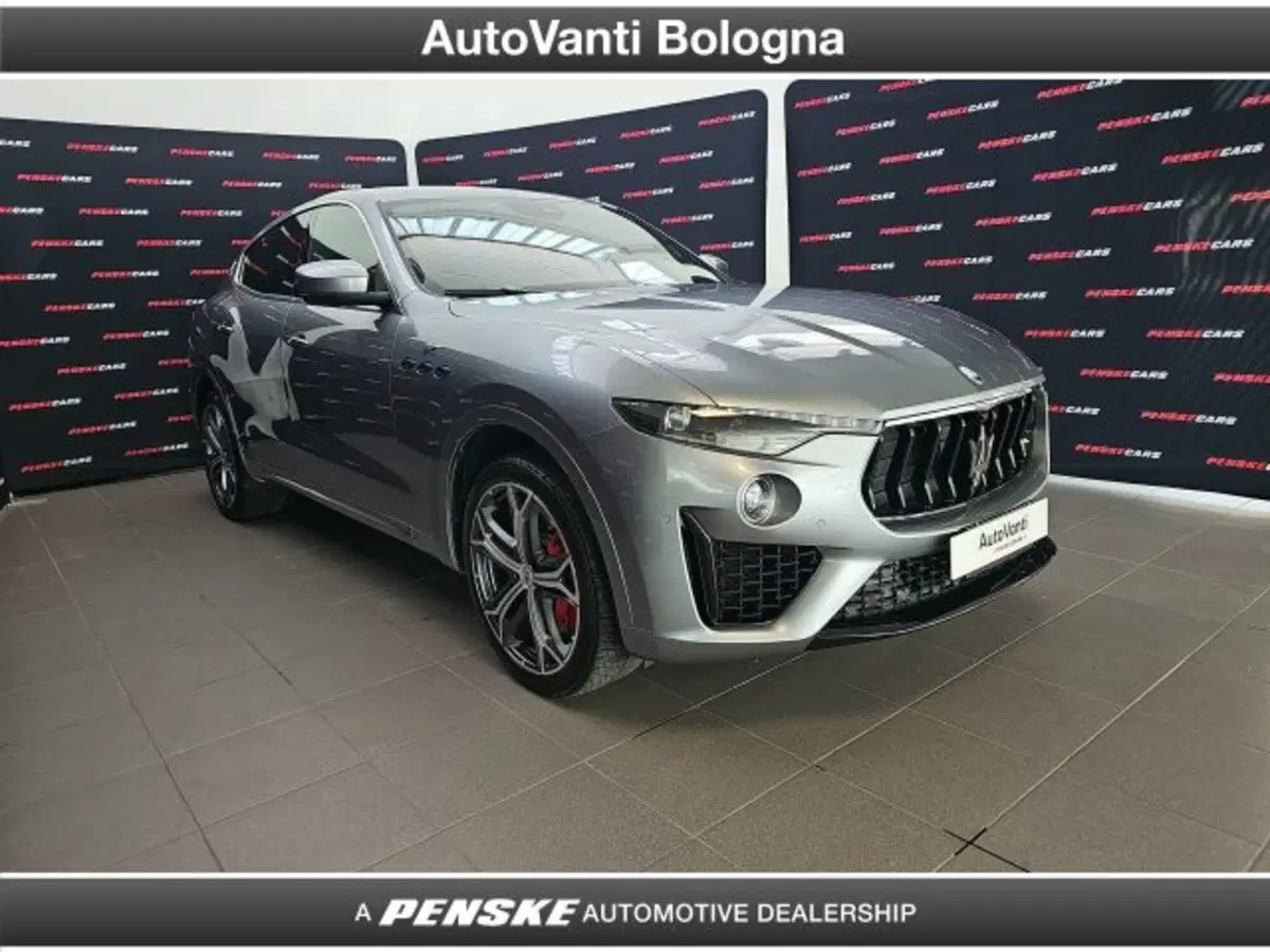 Maserati Levante usata a Bologna (6)
