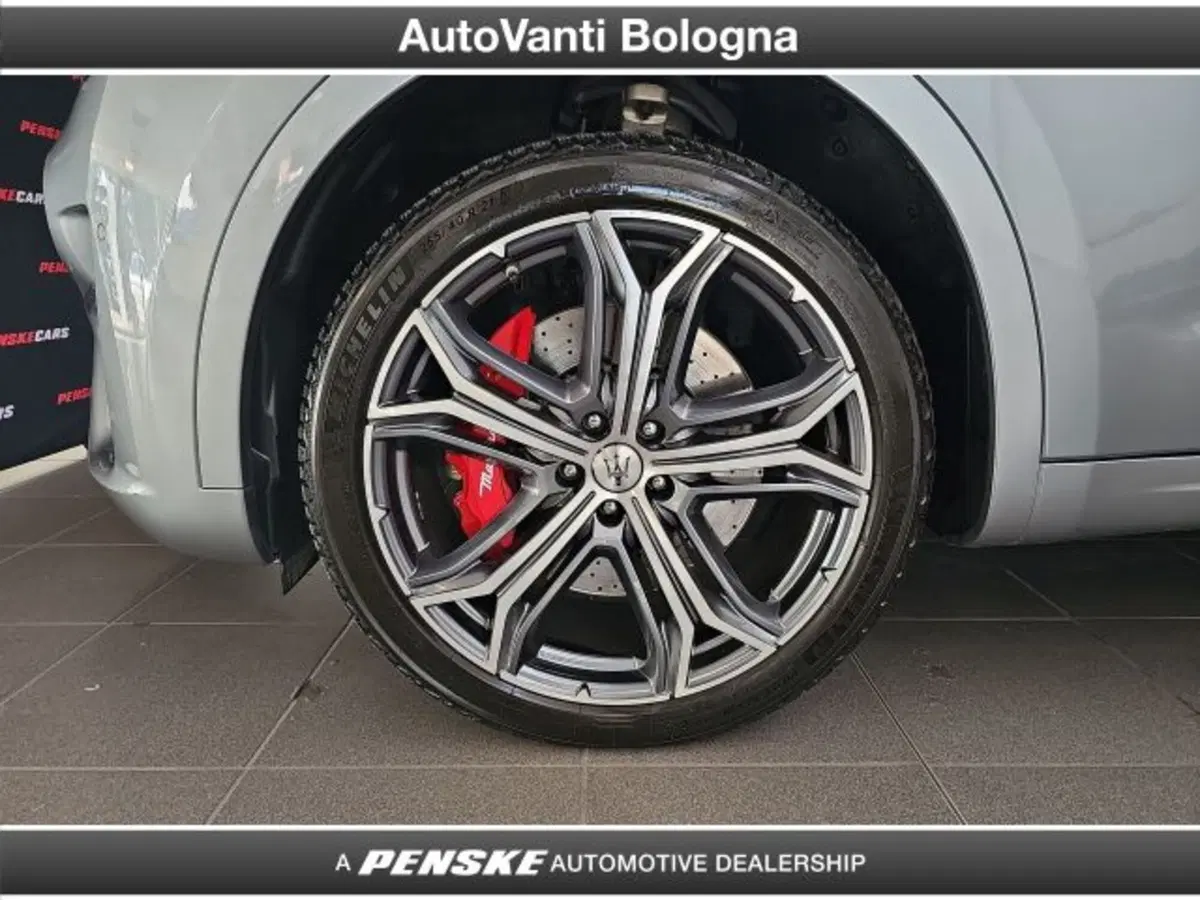 Maserati Levante usata a Bologna (8)